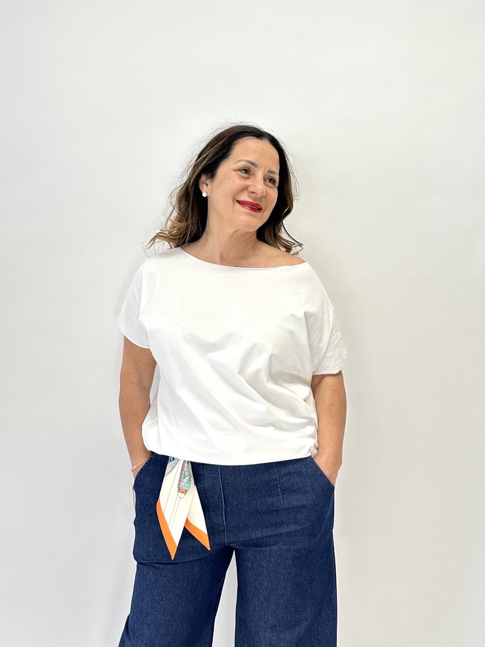 Box 2 Annalisa sweater with chic embroidery without obligation