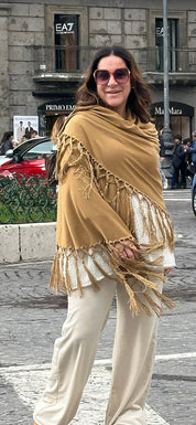 Scialle con frange
