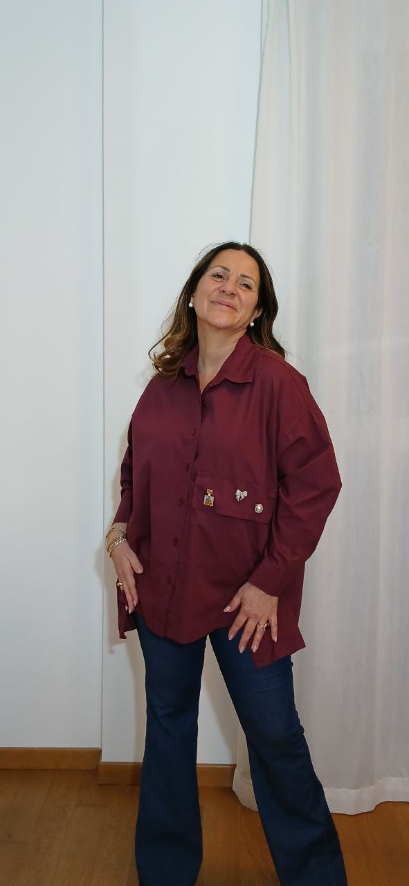 Camicia Adele in cotone con spille