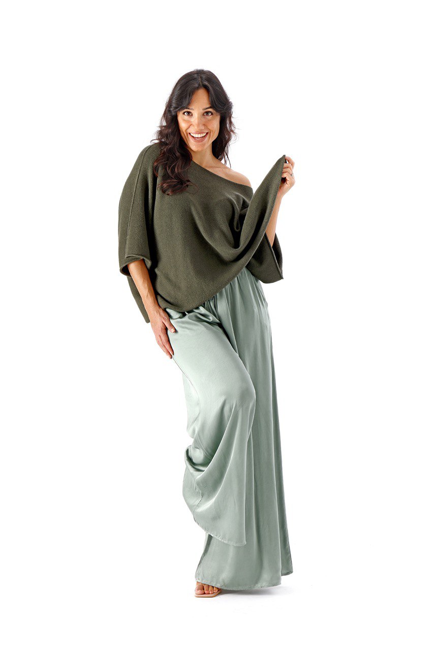 Completo pantalone Nicole con maglia a poncho Virna