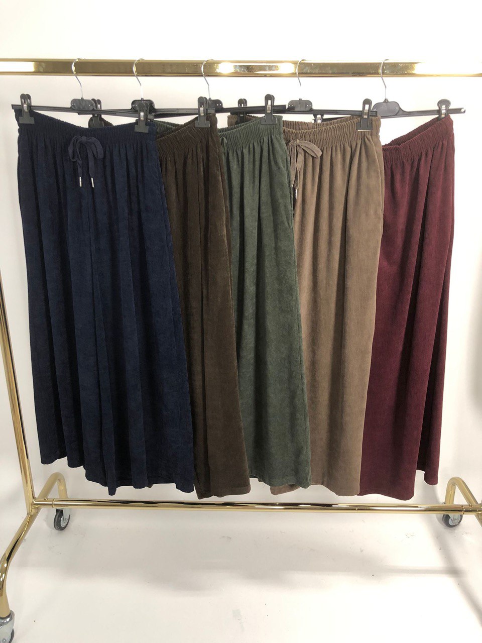 Pantalone morbido con coulisse in vita