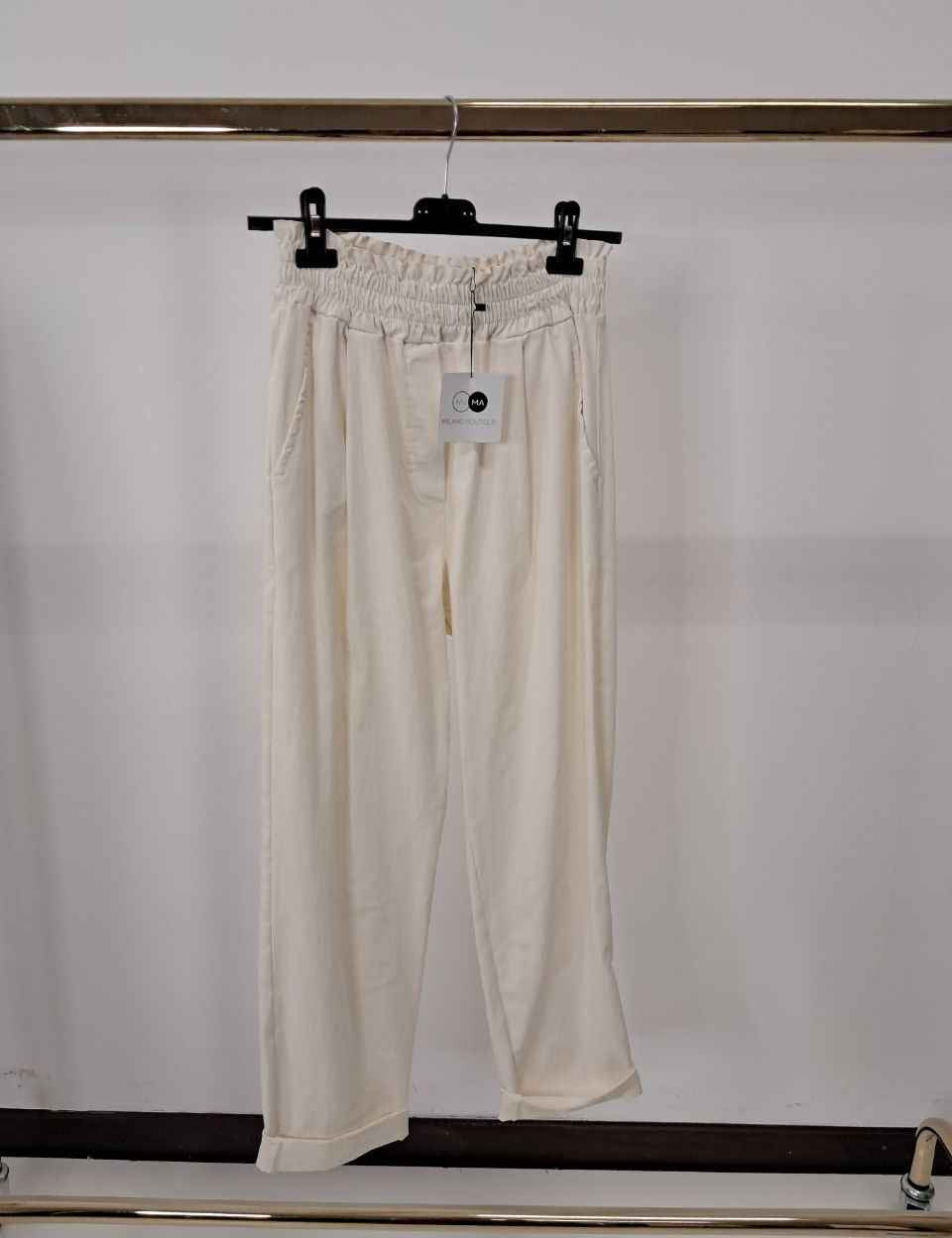 Pantalone a sigaretta