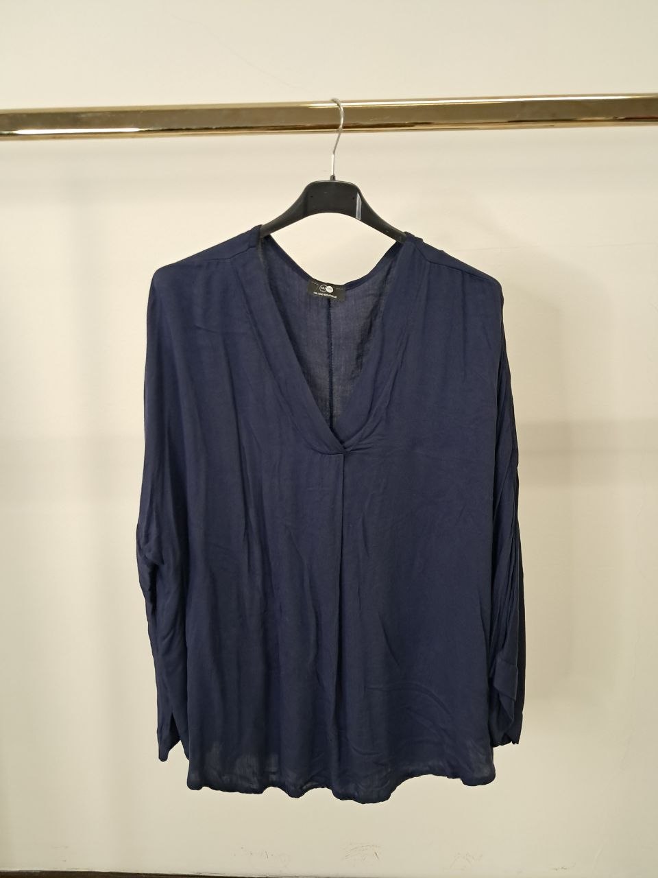 Maglia scollo a V manica lunga