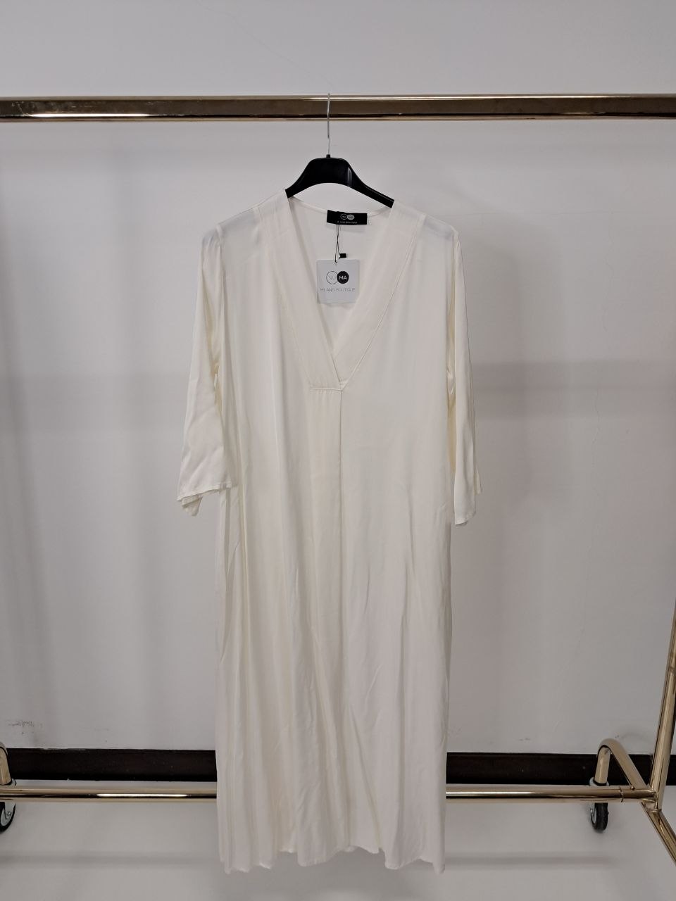 Vestito scollo a V manica 3/4