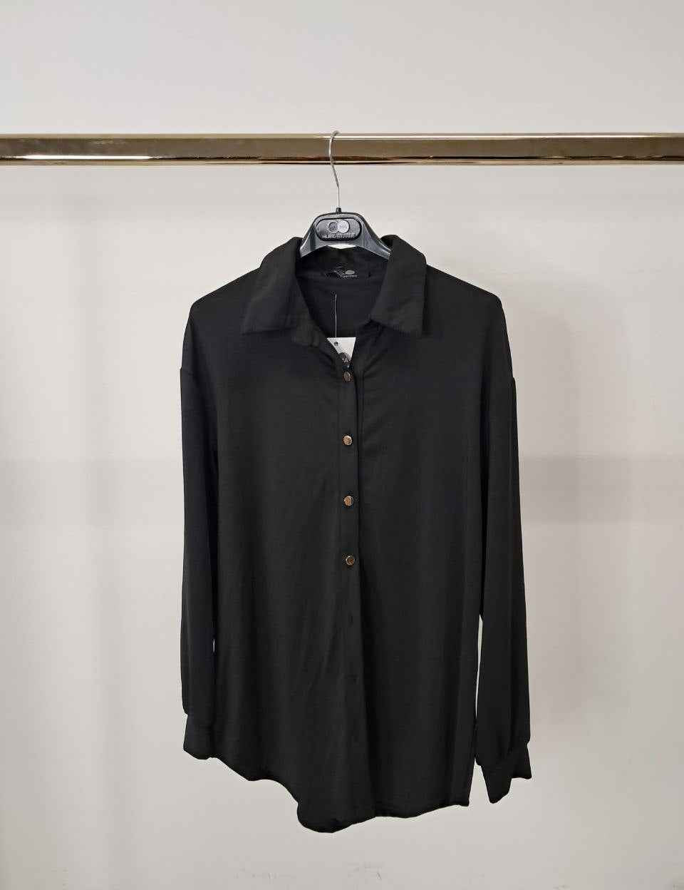 Camicia in misto viscosa con bottoni dorati