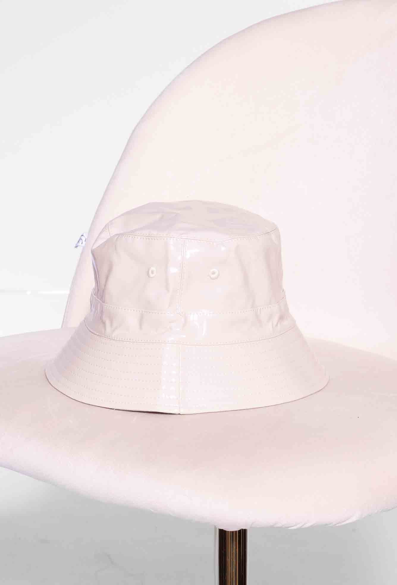 Cappello Numa anti pioggia in vernice